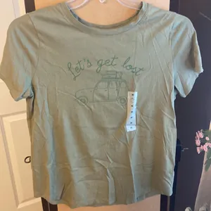 NWT Old Navy “let’s get lost” tshirt M thumbnail 1