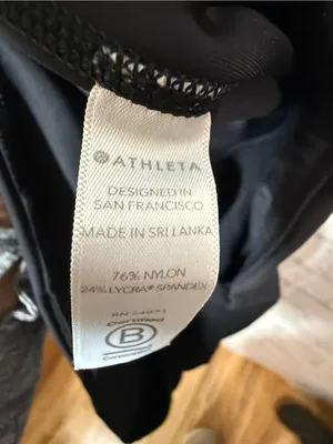 Athleta Women’s Ultimate Stash Pocket Capri, XL thumbnail 7