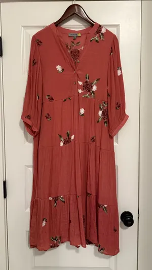Figueroa and Flower Embroidered Floral Midi Dress thumbnail 1
