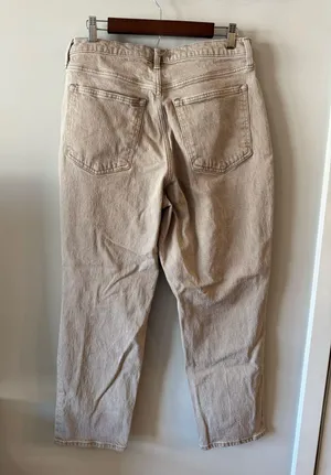 Abercrombie & Fitch Curve Love High Rise 90s Straight Jean thumbnail 5
