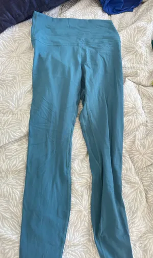Teal Lululemon Leggings size 6 28’ thumbnail 1