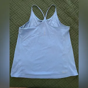 Nike Women's Sky Blue Tank Top Size Medium thumbnail 4