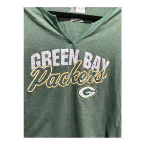 NFL Team Apparel Green Bay Packers Women’s Hi-Lo V-Neck Tee Green Small thumbnail 2