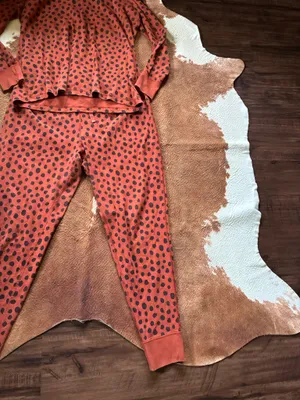 Hanna Andersson 2-piece pajama set in the Black Spots on Amber Wood print 100% organic cotton Size XL thumbnail 2
