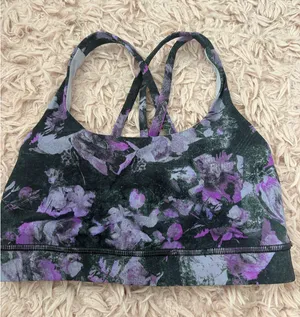 Lululemon sports bra  thumbnail 1