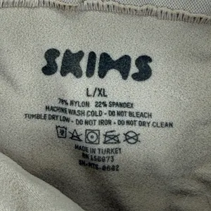 SKIMS Seamless Sculpt Mid‎ Thigh Short Sand Tan Shapewear SN-MTS-0602 L/XL NWOT thumbnail 2