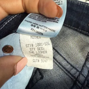 Mother size 26‎ a.k.a. goddess The Looker dark blue minimalist jeans thumbnail 9