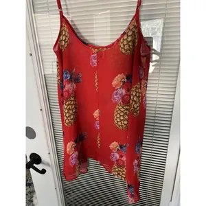 Show Me Your Mumu Bella Tunic Women’s Size M Red‎ Pineapple thumbnail 5