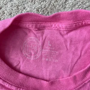 Pink Short Sleeve Tee with Playful Puppie Love Graphic thumbnail 5