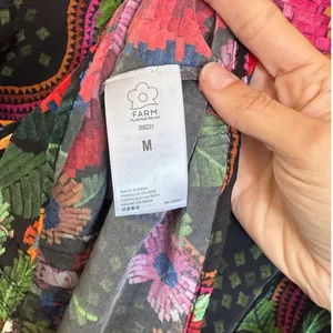 Farm Rio Blooming Garden Blouse Size Medium thumbnail 5