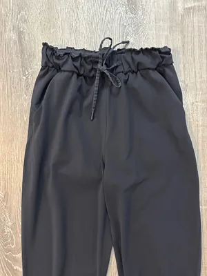 Lululemon Sz 2 Keep Moving High Rise Business Casual‎ Travel Black Jogger Pants thumbnail 2
