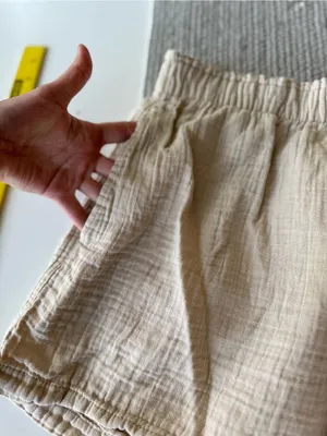 GAP Light Tan Cream Cotton Gauze Elastic Waist Shorts Size Medium thumbnail 10
