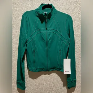 Lululemon NWT Define Cropped Full Zip Nulu Jacket Cascade Green Size 12 thumbnail 3