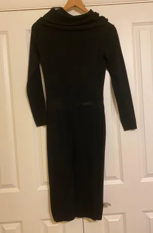 Sweater Dress Long sleeves Cowl Neck Midi Black Size Medium. Excellent condition thumbnail 1