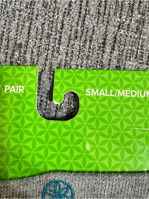 Gaiam Toeless Yoga Socks thumbnail 5