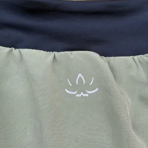 Beyond Yoga two-tone pleated skirt in sage green and navy size S small thumbnail 3
