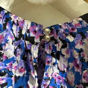 Cache Silk mock neck sleeveless‎ floral blouse Silver Chain straps Medium thumbnail 5