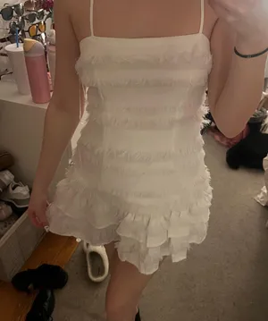Dress thumbnail 2