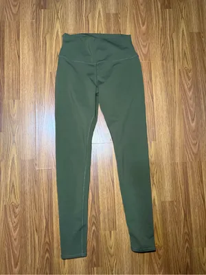 Alo Yoga High-Waisted Ripped Warrior Legging Army Green Athletic Gym Medium thumbnail 2