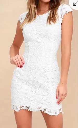 Lulu's White Floral Lace Backless Sheath Dress Size M NWT Classy, Feminine thumbnail 1