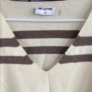 Like New LNA Clothing Sweater Size Large thumbnail 6