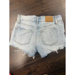Aeropostale High-Waisted Denim Mom Shorts‎ - Light Wash (Size 00) thumbnail 5
