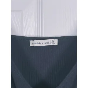 Abercrombie Womens Balloon Sleeve Crop Top Size M Black Coquette Romantic Dainty thumbnail 4