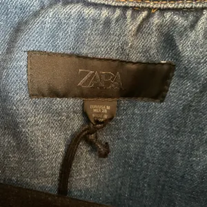 Zara Short Sleeve Denim Shirt Medium Indigo Snap Button Western Top M thumbnail 5