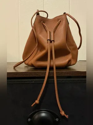 A Rare Banana Republic Pietra Made In Italy Crossbody Bucket Bag Leather Handbag thumbnail 2