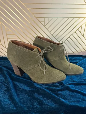 Franco Sarto Olive green suede booties thumbnail 4