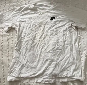 Nike T-Shirt thumbnail 1