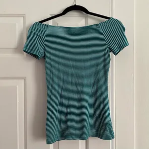 Old Navy Striped white and green blue top size xs/s thumbnail 4