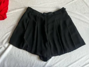 Sunday Aritzia Best Shorts thumbnail 1