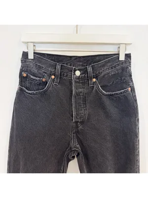 Levis 501‎ Jeans Size 26 Black Denim Button Fly Distressed Straight Pant Grunge thumbnail 4