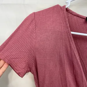 Lulus‎ women's mauve pink try me out ribbed tie wrap stretch v-neck top XS thumbnail 2