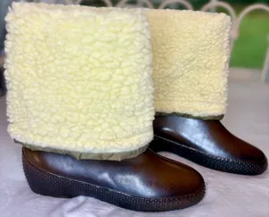 Vintage 70s Andrew Geller Rain Snow Boots Size 6 Fleece Lined Made USA thumbnail 1