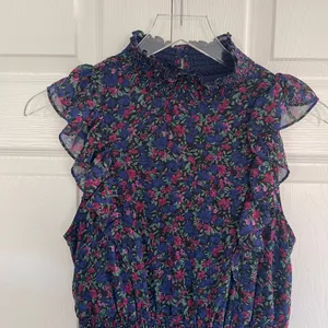 Lulus Evalina Navy Blue Floral Print Mock Neck Sleeveless Ruffle Midi Dress thumbnail 5