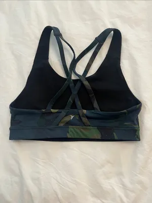 Old Navy Medium Support PowerPress Strappy Sports Bra thumbnail 3