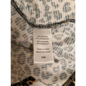 Betsey Johnson Henley Leopard Pajama Sleep Shirt Top Sz M 90s Chic Lounge Casual thumbnail 7