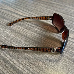 GUESS Logo G Animal Print 7012 TO-34 Glasses 61-18-129 Sunglasses thumbnail 4