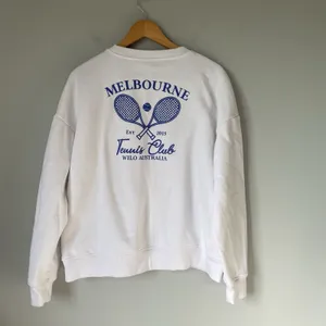 Wilo The Label 'Melbourne Tennis Club' Crewneck Sweatshirt White Blue Size Med. thumbnail 2