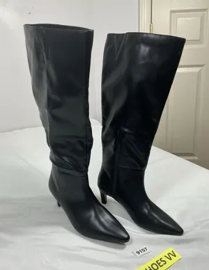 Womans Excellent Target Knee High Fashion Boots Size 8.5 Black Kitten Heel thumbnail 1