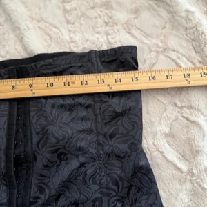 Floral Corset Waist Cincher Body Shaper‎ Black Women's Shapewear S/M Snatch thumbnail 3