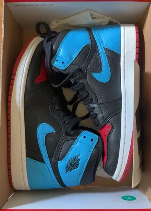 Nike Jordan Wmns Air Jordan 1 High OG 'NC to Chi' thumbnail 1