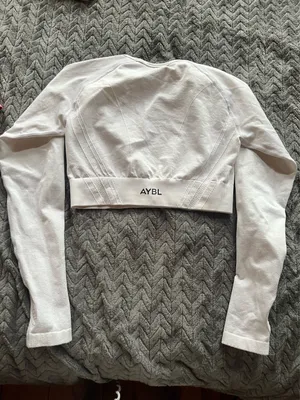 AYBL Long Sleeve crop top thumbnail 2