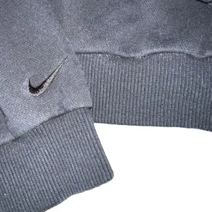 Nike‎ Womens Cropped Pullover Hoodie Black Oval Script Logo Size XS thumbnail 4
