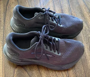Brooks Women’s Running Shoes – Style 120408 1B 020 | Size 8.5 (Medium B) thumbnail 1