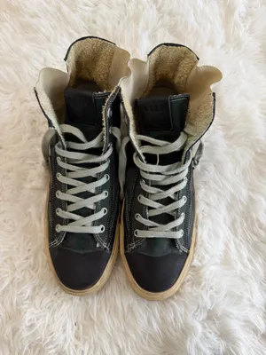 Golden Goose V-Star 1 thumbnail 6