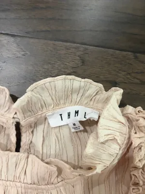 THML Beige Eyelet Sleeve Top Sz M thumbnail 5