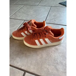 Adidas Campus 00s Amber Tint/Cloud White Suede Low Top Lace-Up Sneaker GY9474 thumbnail 4